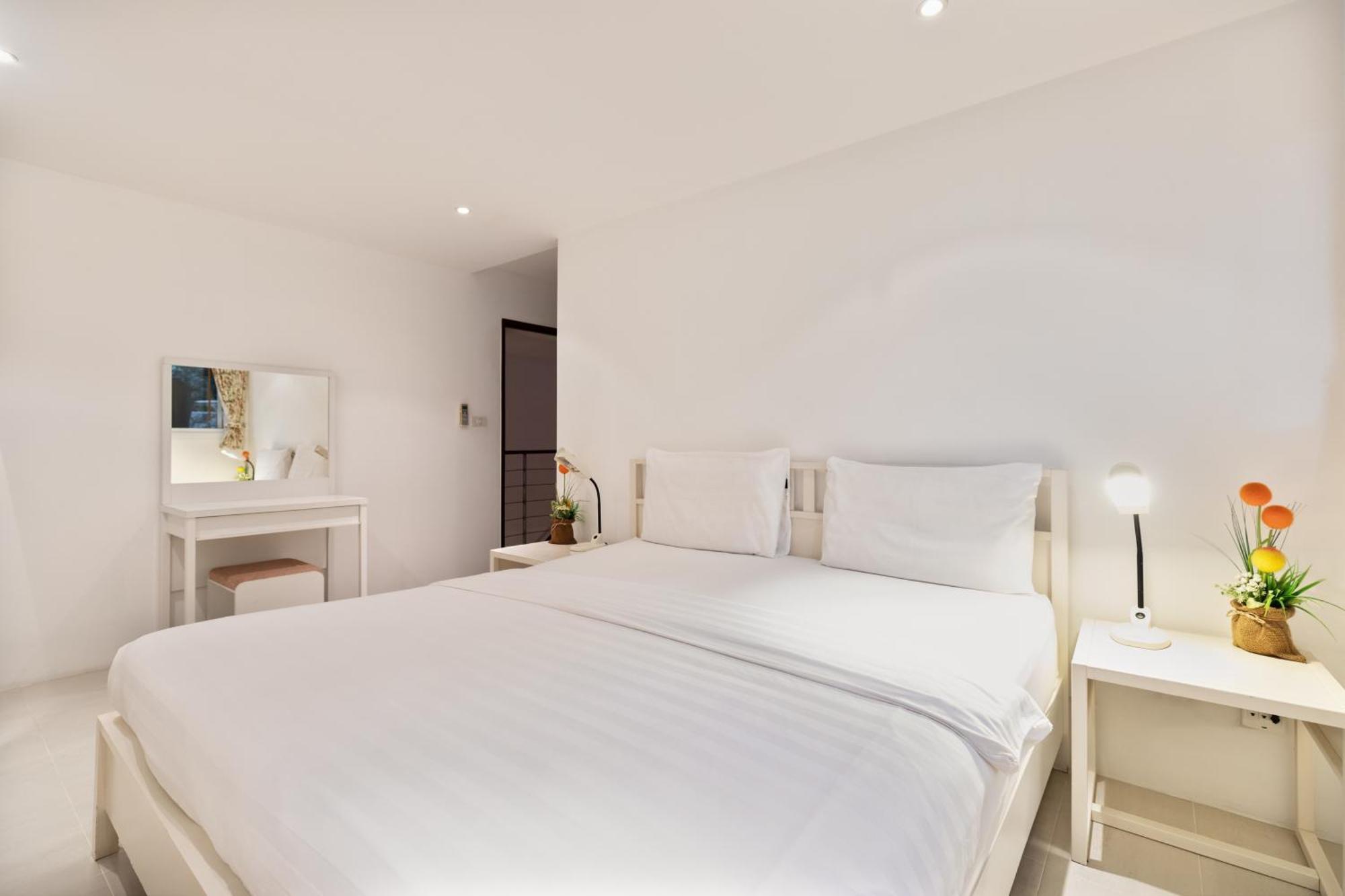 Surin Heights Villa Chambre photo