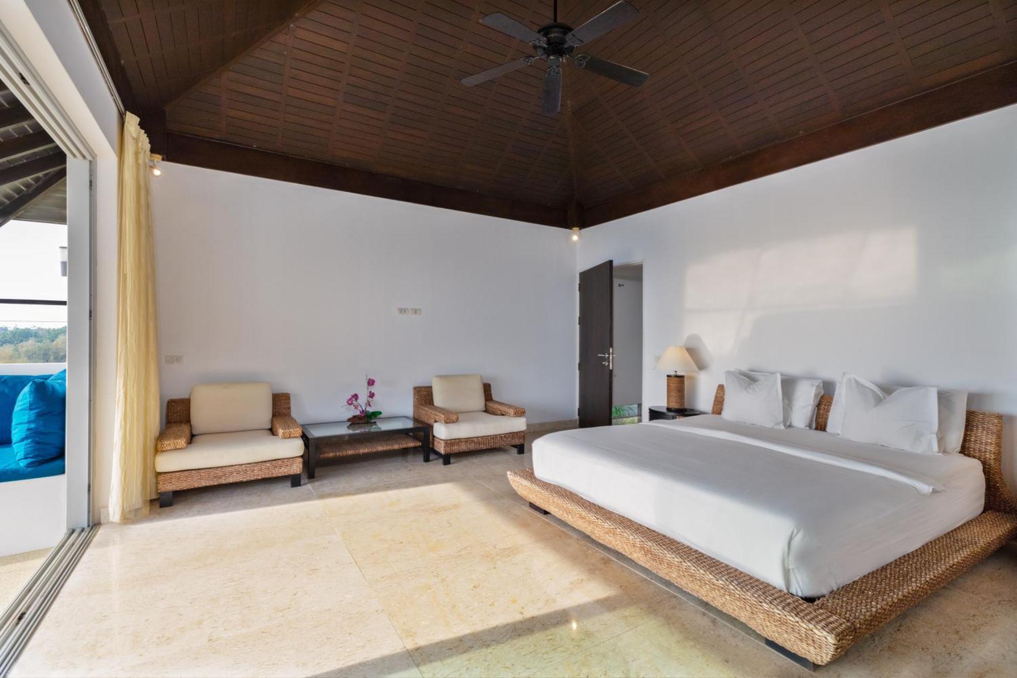 Surin Heights Villa Chambre photo